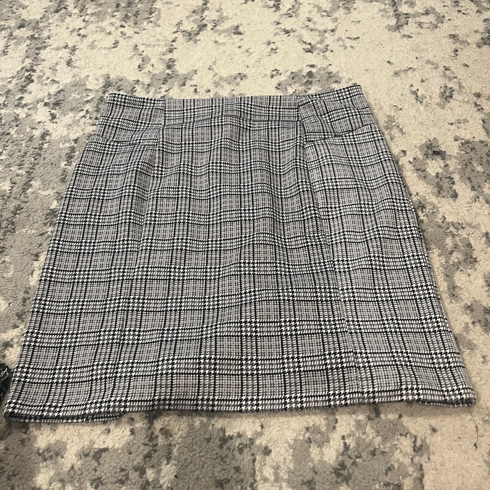 Michael Kors Black and White Mini Pencil Skirt